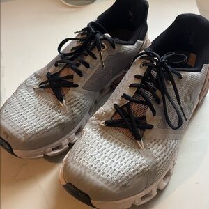 On cloud Running Gray and Black Athletic Shoes